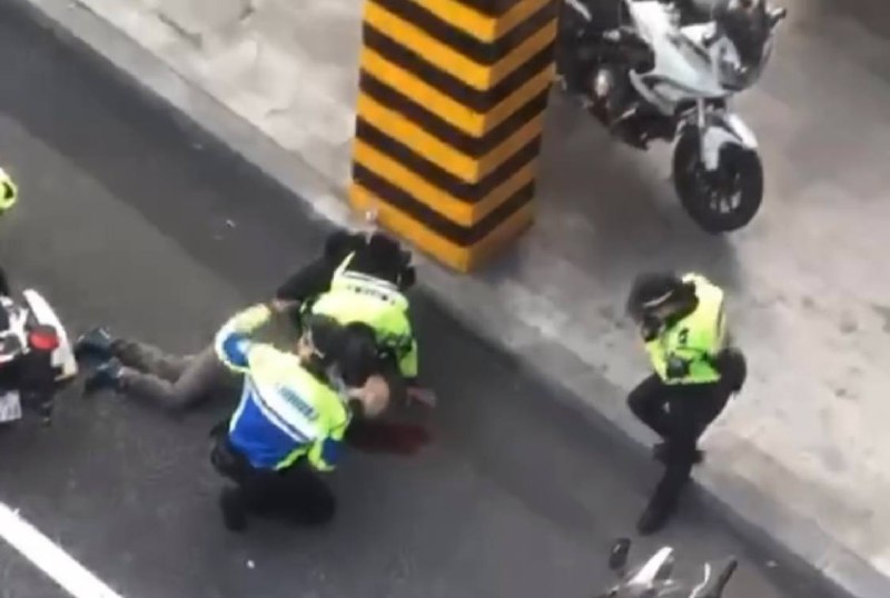 Unverified claim of bridge jump after Hangzhou traffic stop