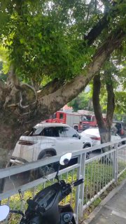 Post Claims Workers Jumped from Roof in Shenzhen